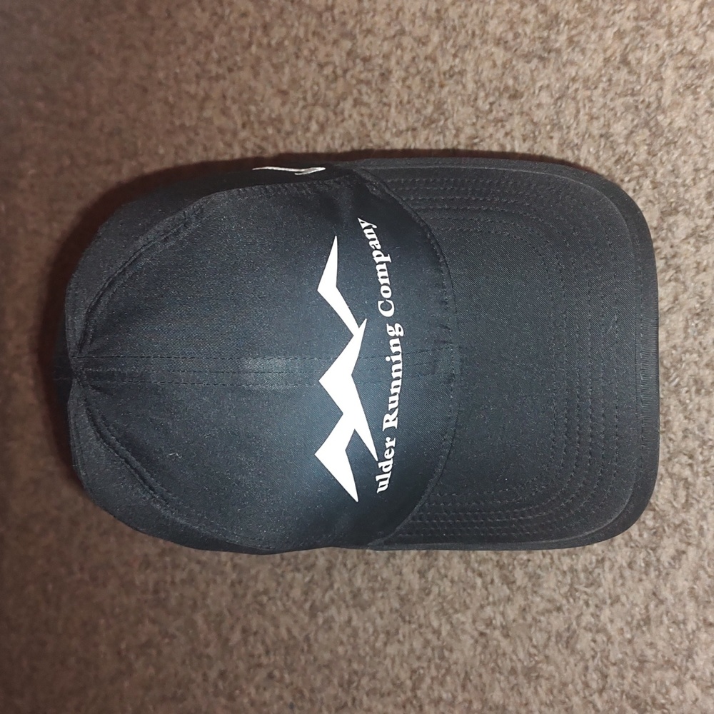 Nike Featherlight Dri-Fit Under Running Company Adjustable Black-White Hat OS